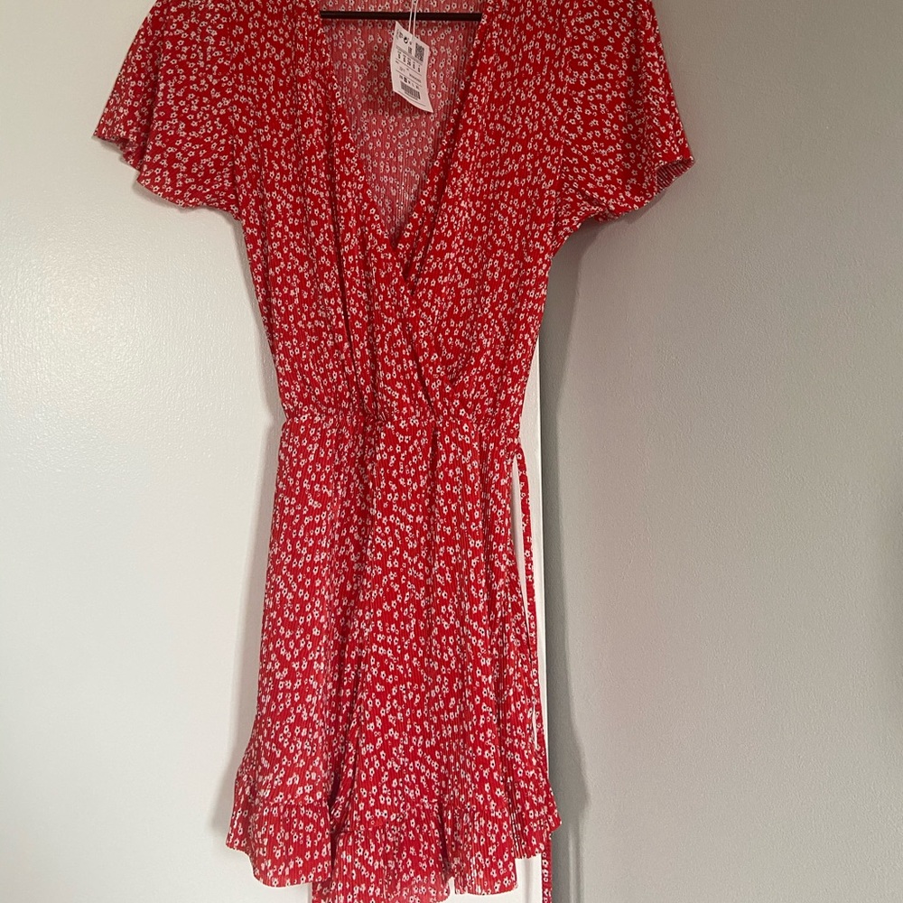 Pull and Bear floral mini romper